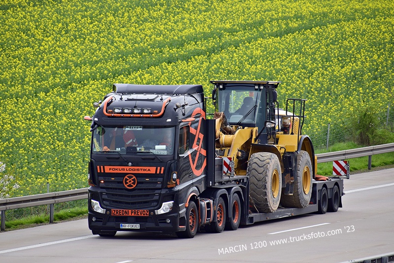 _DSC1397 FOKUS LOGISTIKA-crop-ACTROS MP5.JPG