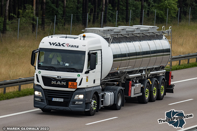 MAN TGX WakTrans.jpg