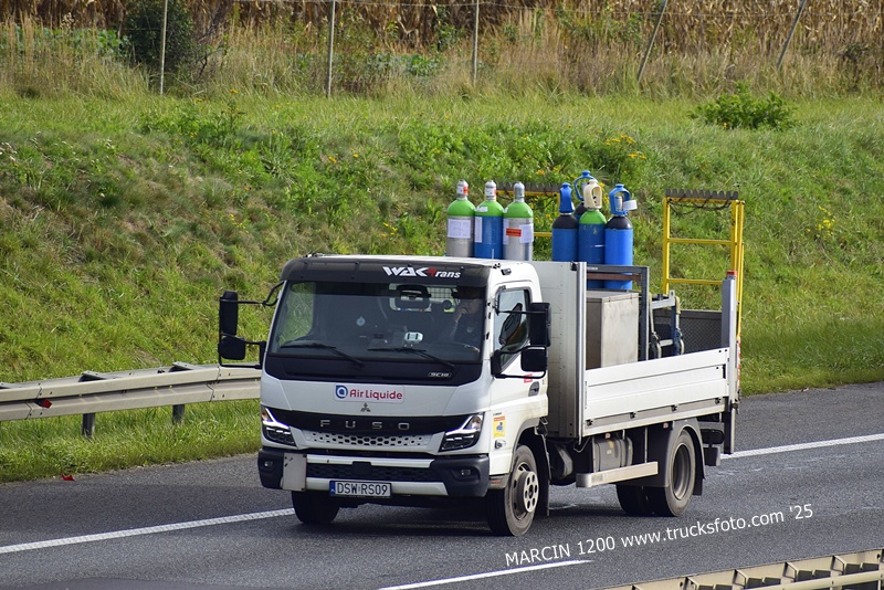 _DSC3131 WAKTRANS-crop-Mitsubishi-Fuso.JPG