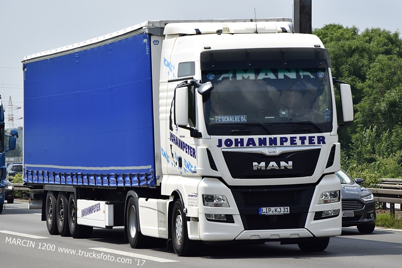 _DSC5305 JOHANNPETER-crop-MAN TGX.JPG