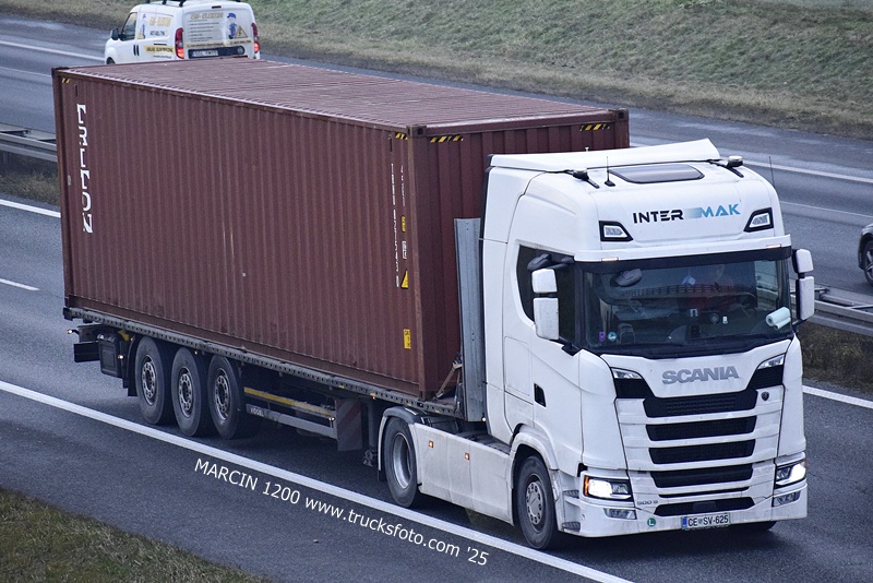 _DSC7410 INTER MAK-crop-SCANIA S500.JPG