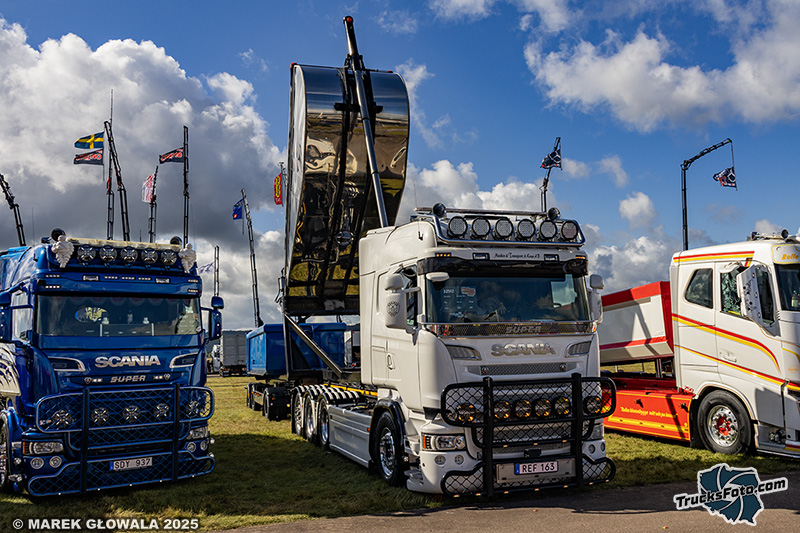 Scania R730 V8 - Maskin & Transport & Kran.jpg