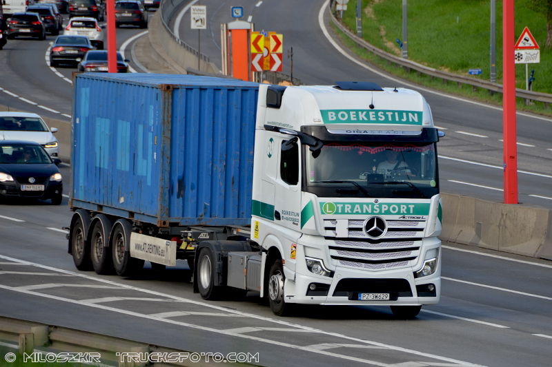 Mercedes Benz Actros MP5_Boekestijn_4741.JPG