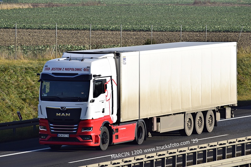 _DSC7121 MAN TGX II-crop-JESTEM Z NIEPOŁOMIC.JPG