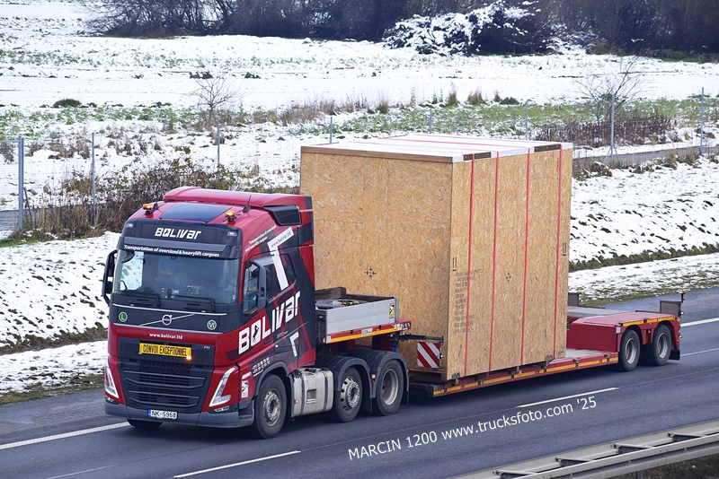 _DSC6358 BOLIVAR-crop-VOLVO FH5.JPG
