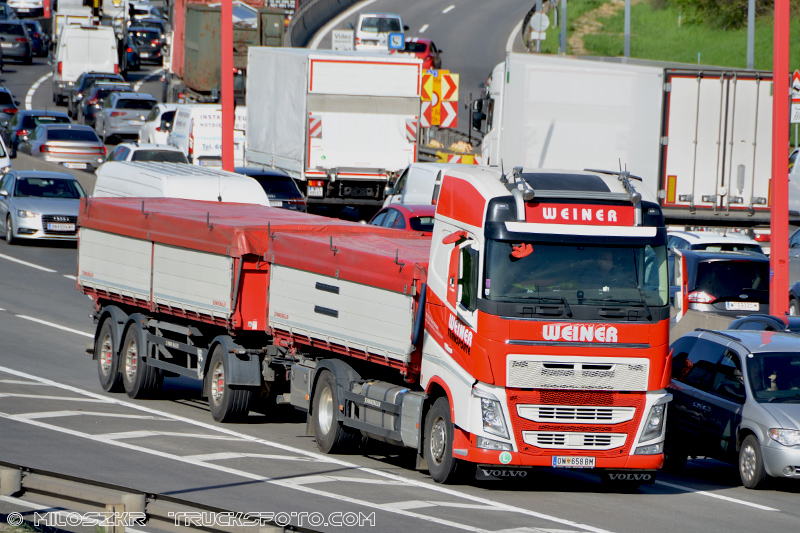 Volvo FH3_Weiner_3935.JPG