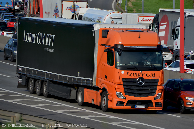 Mercedes Benz Actros MP5_Lorry GM_4019.JPG