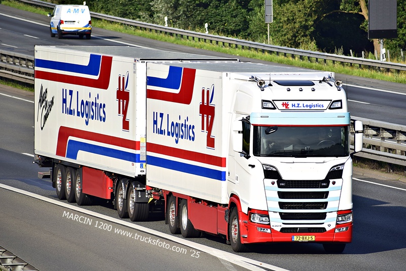 _DSC8392 H.Z.LOGISTICS-crop-SCANIA S530 V8 - 25,25m.JPG