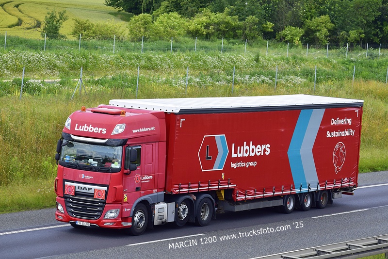 LUBBERS-crop-DAF XF 106.JPG