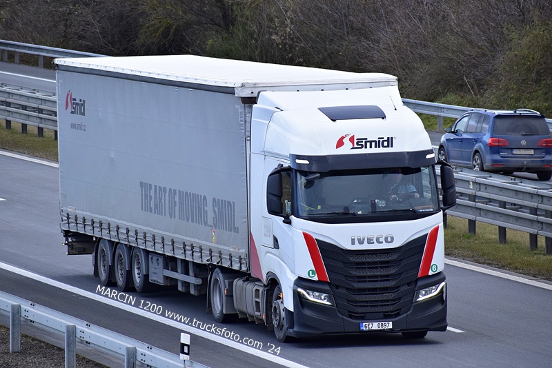 _DSC0243 SMIDL-crop-IVECO S-WAY.JPG