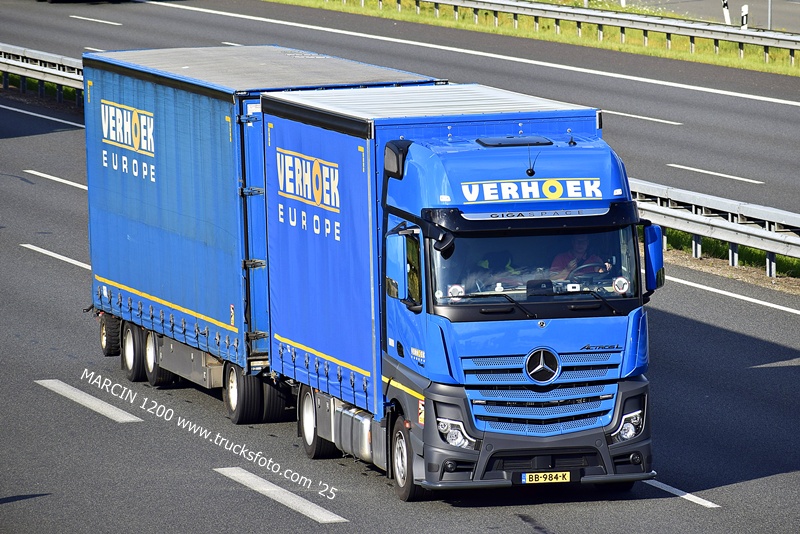 _DSC8053 VERHOEK-crop-ActrosL MP5.JPG