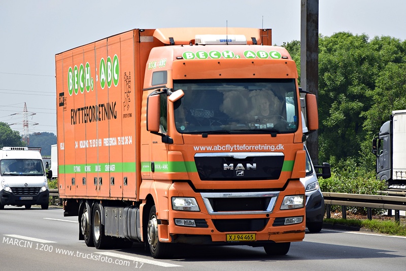 _DSC5311 BECHS ABC-crop-Bechs & ABC Flytteforretning-MAN.JPG