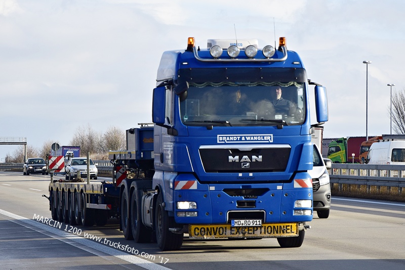 _DSC6861-crop-Brandt & Wangler-MAN TGX.JPG