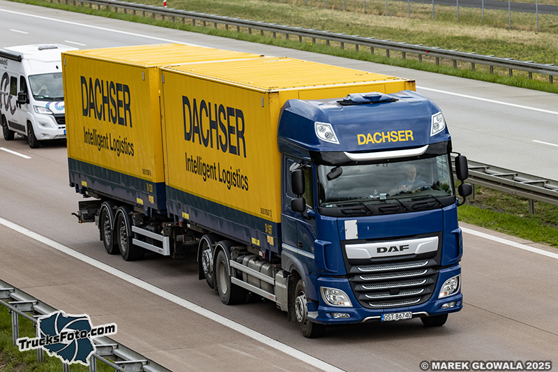 DAF XF - Dachser.jpg