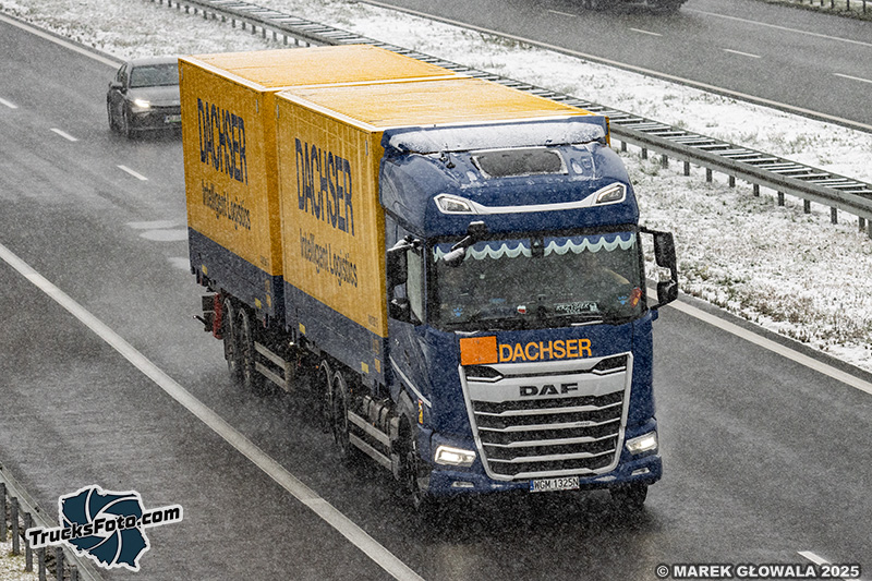 DAF XG - Dachser.jpg