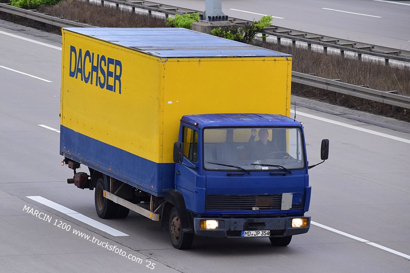 _DSC5254 DACHSER-crop-M.B. 814.JPG