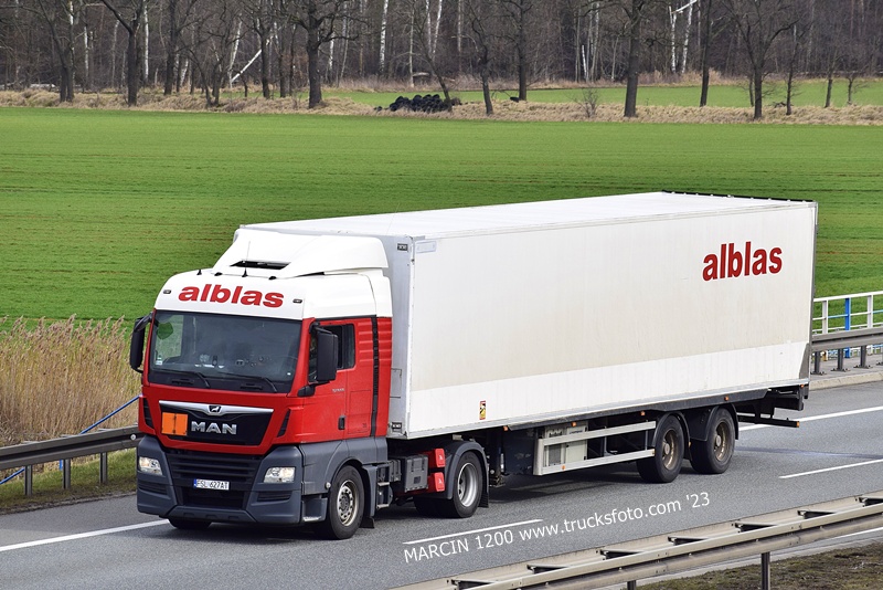 _DSC9717 ALBLAS-crop-MAN TGX.JPG