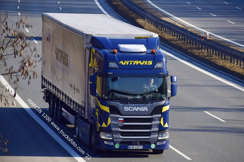 _DSC2372 ANTRANS-crop-SCANIA R460 NG.JPG