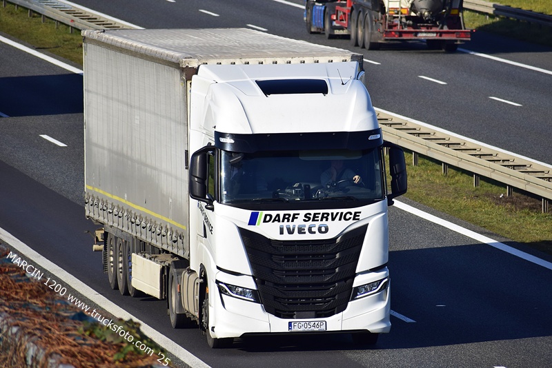 _DSC3918 DARF SERVICE-crop-IVECO S-WAY.JPG