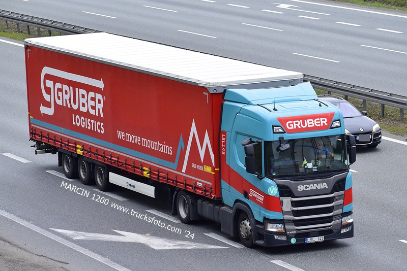 _DSC00011 (436) GRUBER-crop-SCANIA.JPG