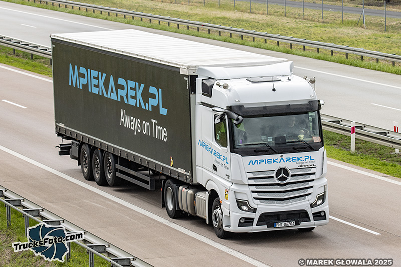 Mercedes-Benz Actros L - MPiekarek.jpg