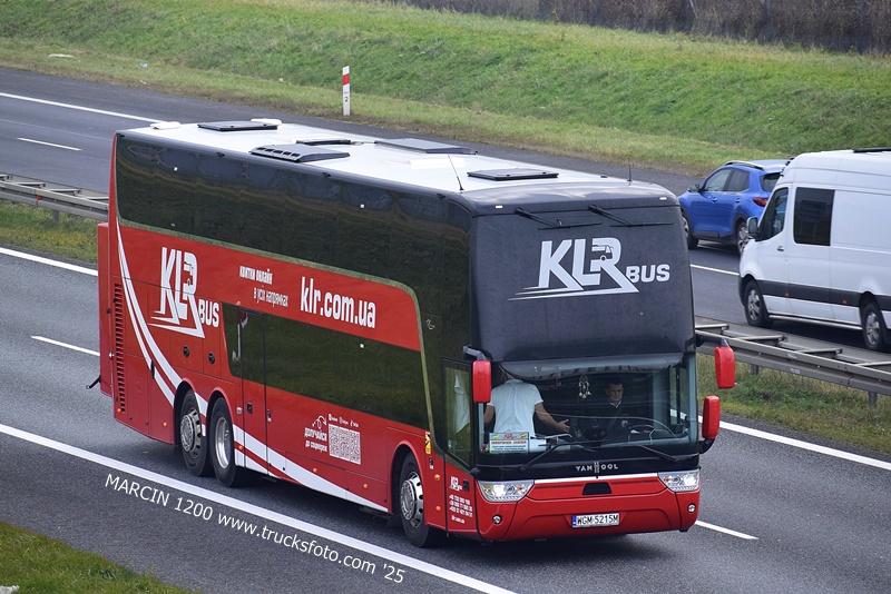 _DSC5337 VAN HOOL-crop-Van Hool TDX27 Astromega KLR Bus.JPG
