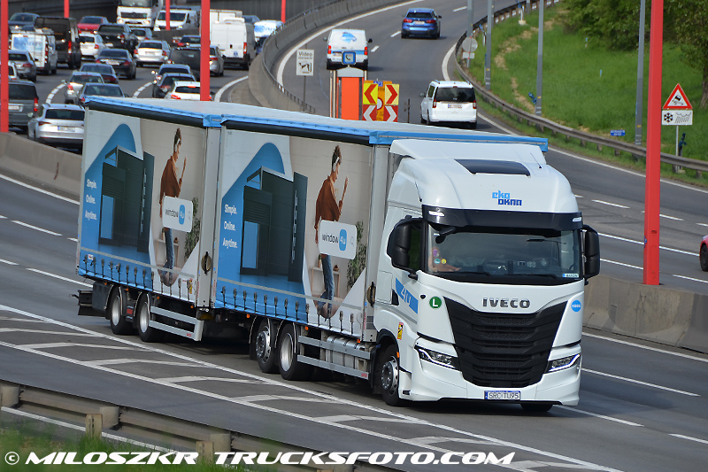 Iveco S-way_Eko Okna_4635.JPG