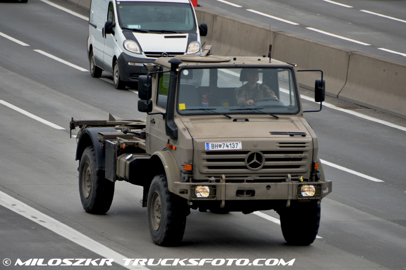 Mercedes Benz Unimog_5098.JPG