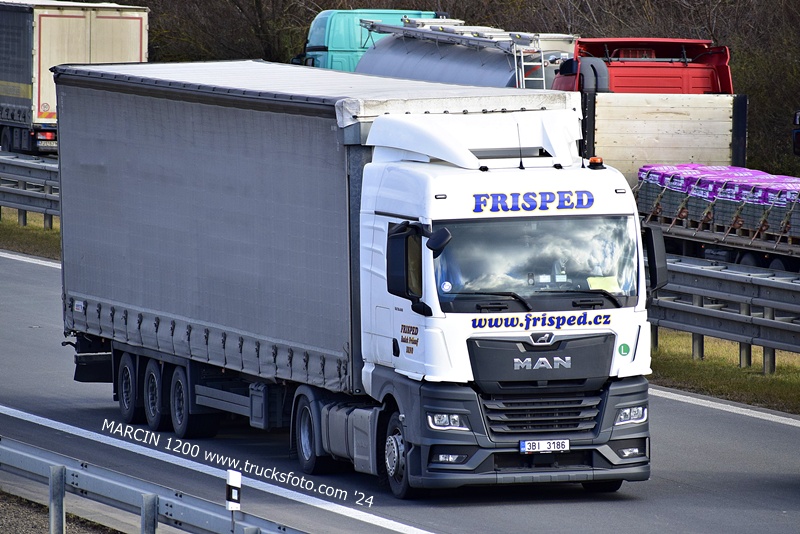 _DSC0536 FRISPED-crop-MAN TGX II.JPG