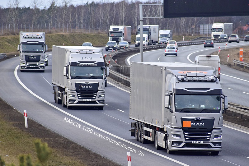 _DSC1709 LSS-crop-MAN TGX II-EKERI.JPG