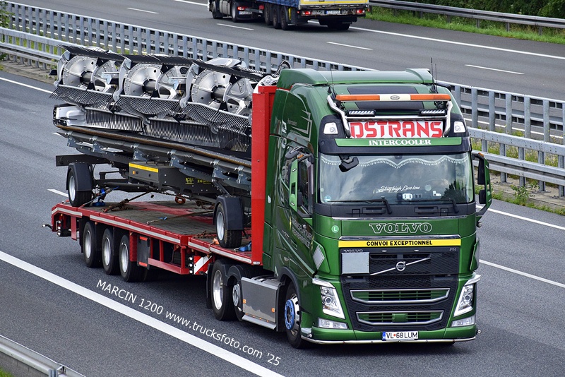 _DSC7891 DSTRANS-crop-VOLVO FH4.JPG