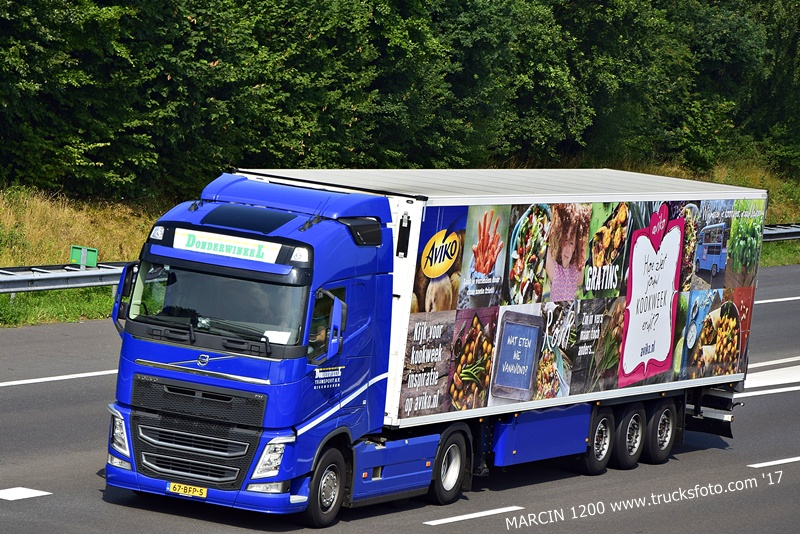 _DSC5108 DONDERWINKEL-crop-VOLVO FH4.JPG