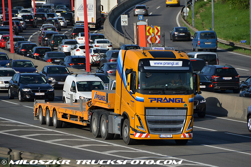 Volvo FH5_Prang_4835.JPG
