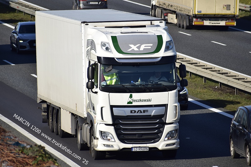 _DSC3962 KIĘCZKOWSKI-crop-DAF XF 106 II.JPG