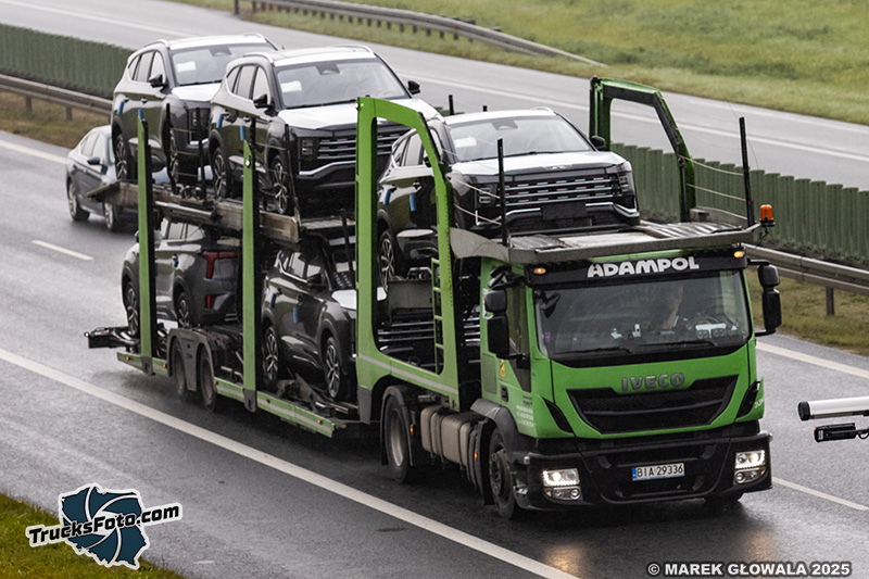 Iveco Stralis - Adampol.jpg
