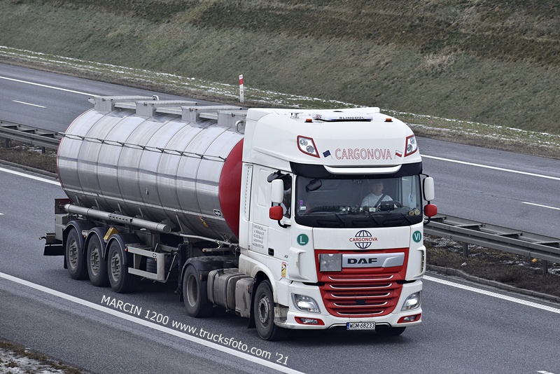 _DSC3775 CARGONOVA-crop-DAF XF 106 II.JPG