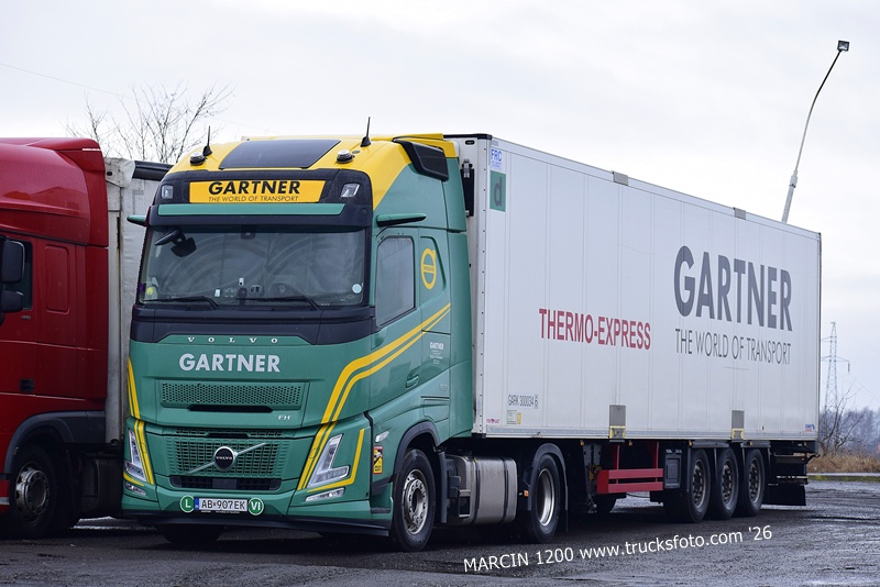 _DSC1725 GARTNER-crop-VOLVO FH AERO.JPG