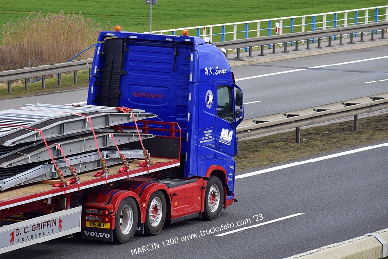_DSC9714 MLC-crop-VOLVO FH5.JPG