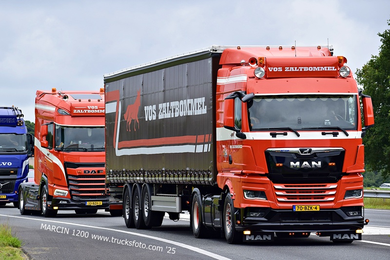 _DSC0114 VOS ZALTBOMMEL-crop-DAF XG - MAN TGX II.JPG