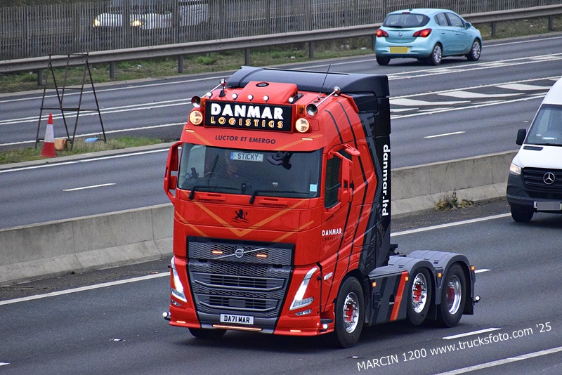 _DSC0422 DANMAR LOGISTICS-crop-VOLVO FH5.JPG