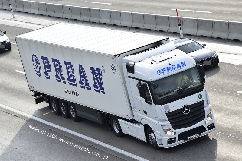 _DSC2620 OPREAN-crop-ACTROS MP4.JPG