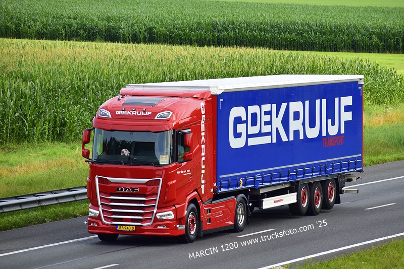 GdeKRUIJF-crop-DAF.JPG