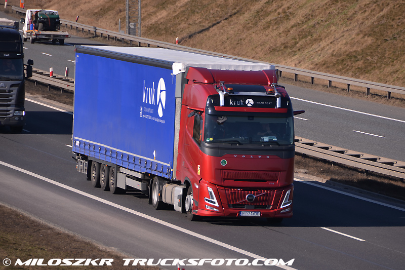 Volvo FH Aero_Kruk Transport_6466.JPG