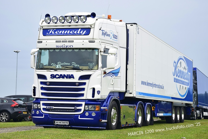 _DSC1621 KENNEDY-crop-SCANIA R620 V8.JPG