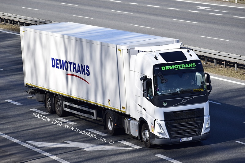 _DSC3094 DEMOTRANS-crop-VOLVO FH5.JPG