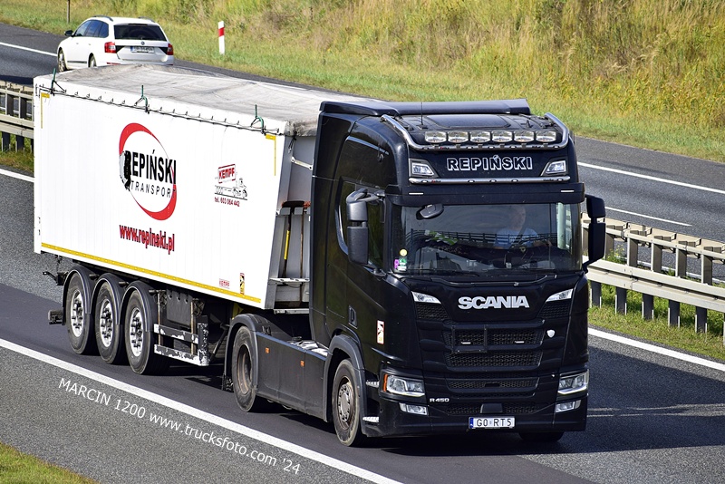 _DSC00011 (1977) REPIŃSKI-crop-SCANIA R450.JPG