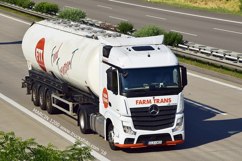 _DSC9344 Farm Trans-crop-ACTROS MP4.JPG