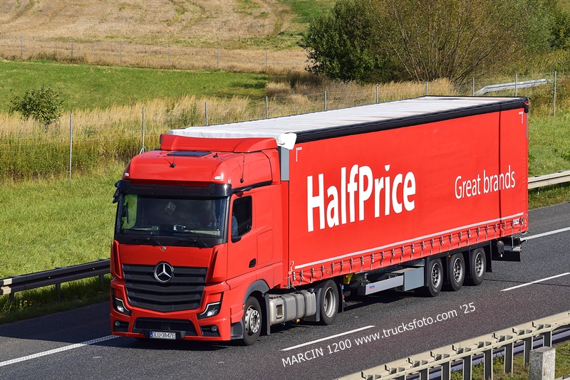 _DSC2585 HALFPRICE-crop-ACTROS MP5.JPG