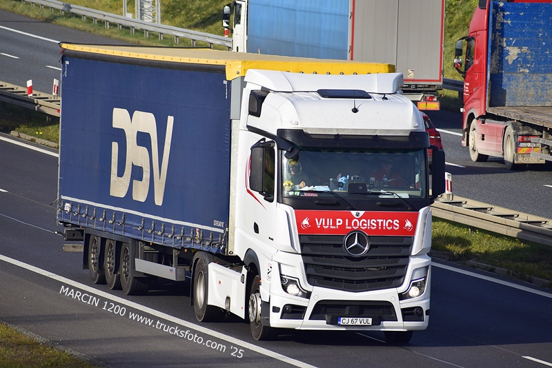 _DSC4405 VULP LOGISTICS-crop-ACTROS MP5.JPG