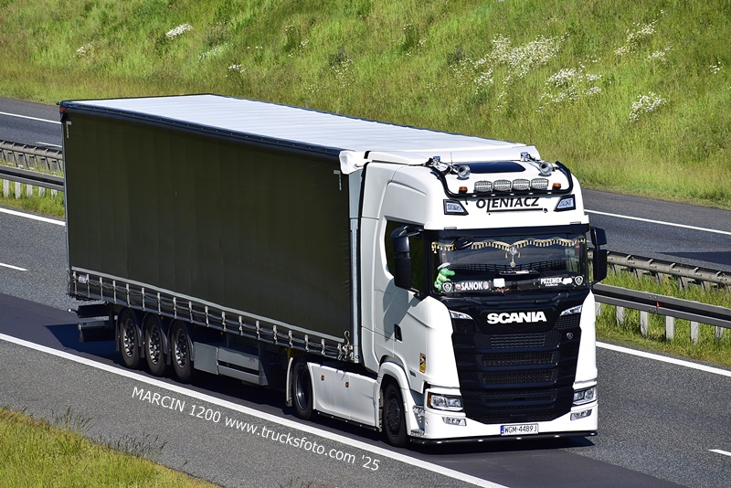 _DSC00011 (767) OLENIACZ-crop-SCANIA  S.JPG